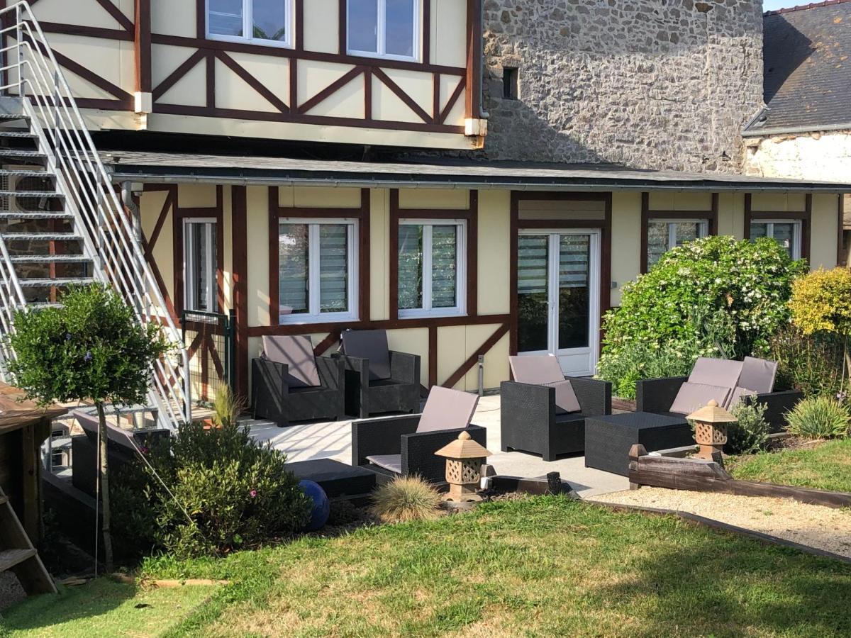 L'Ormelais Vacances Mont-Dol Екстер'єр фото